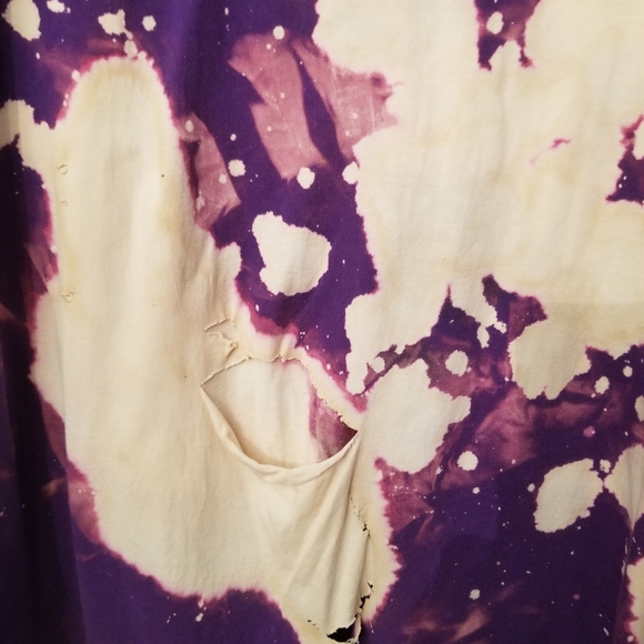 Distressed LA LOVE t shirt - Picture 4 of 4